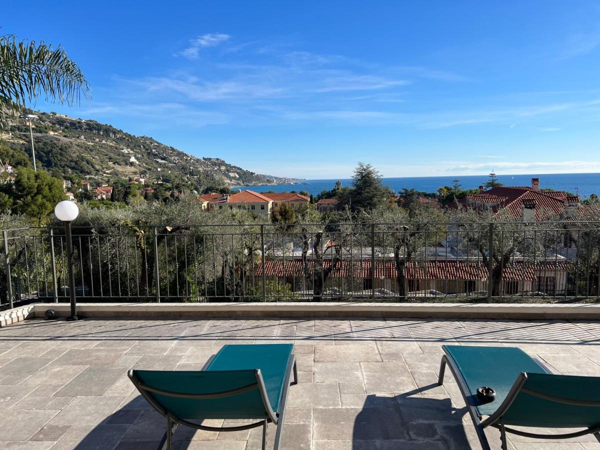 Corso Montecarlo Apartment เวนติมิญา ภายนอก รูปภาพ