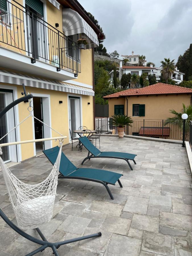 Corso Montecarlo Apartment เวนติมิญา ภายนอก รูปภาพ